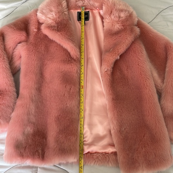 ✨Guess Rosé Jacket✨ - Picture 5 of 10